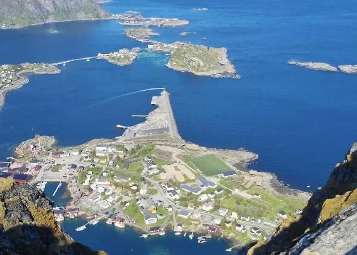 Smedvikhuset بيت للعطل