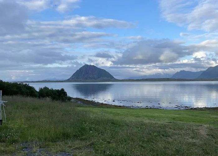 Smedvikhuset بيت للعطل *